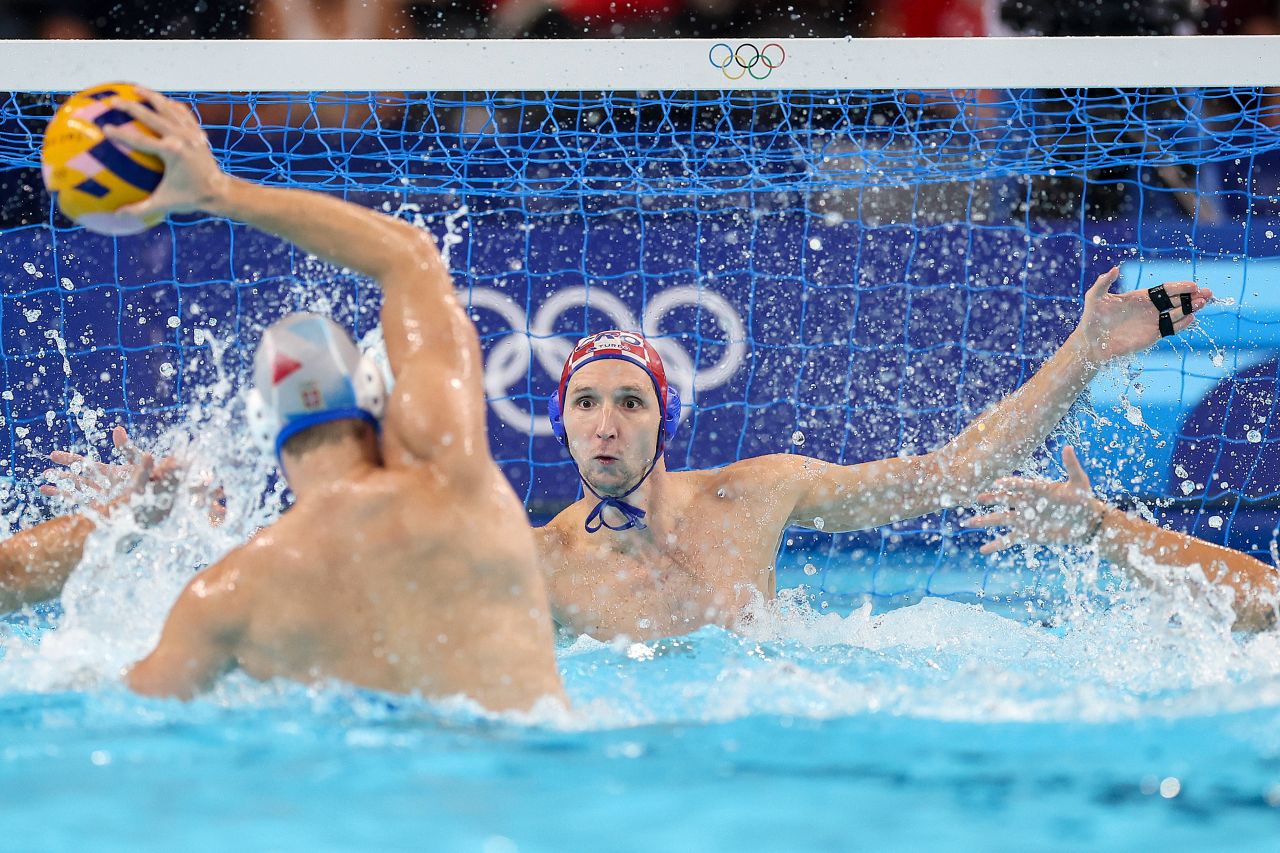 Ungaria, în afara podiumului olimpic la polo pe apă. Cum s-a terminat duelul sârbo-croat din finala de la Paris_5