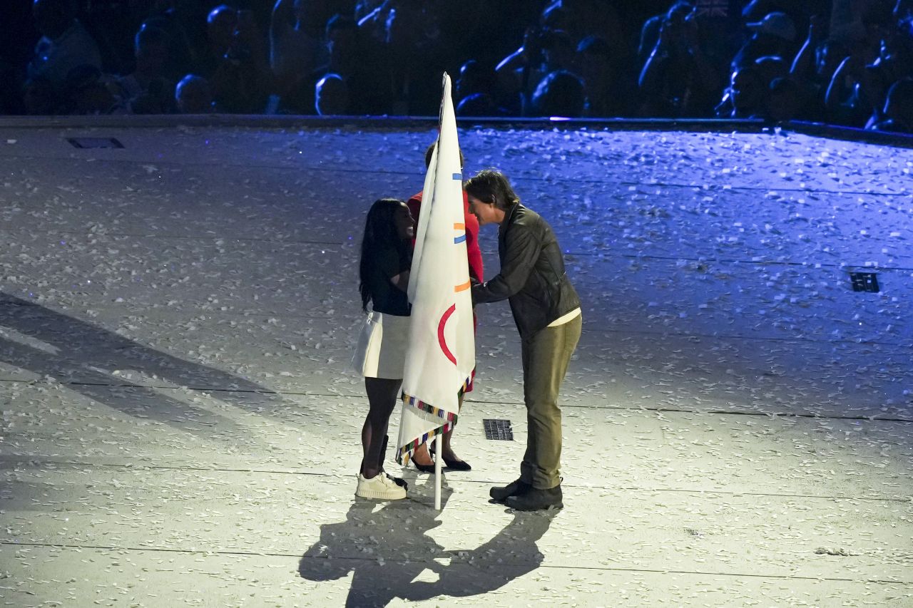 Cum a apărut Simone Biles la ceremonia de închidere a Jocurilor Olimpice_1