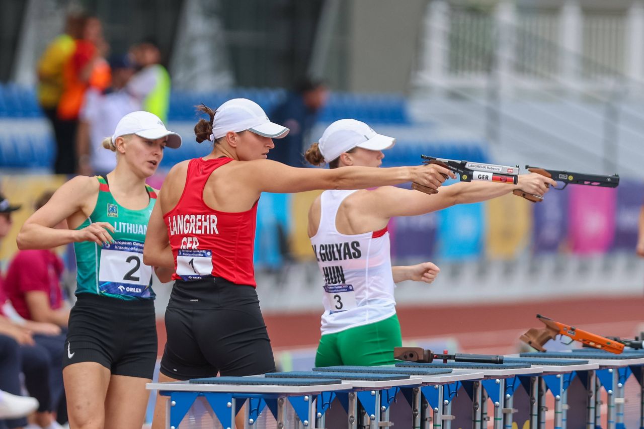 Câte recorduri mondiale au fost doborâte la Jocurile Olimpice de la Paris. Superba Michelle Gulyas din Ungaria a bifat și ea duminică aurul cu record mondial!_6