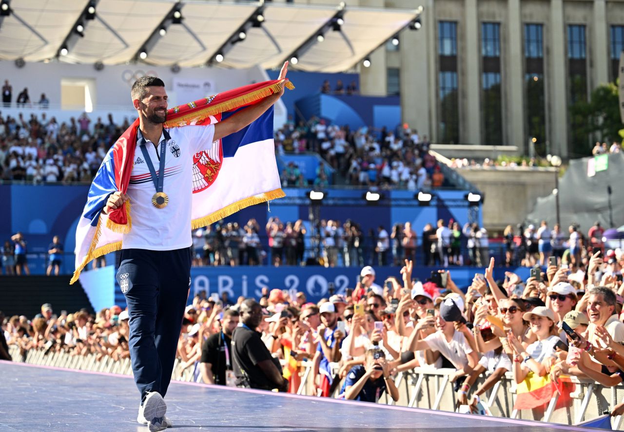 Novak Djokovic l-a emoționat până la lacrimi pe Sam Querrey: ”N-am plâns nici când m-am căsătorit sau la nașterea copiilor. Soția a plâns și ea” _1