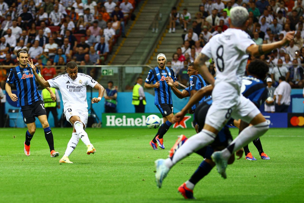 Supercupa Europei | Real Madrid - Atalanta 2-0. Primul meci și primul trofeu pentru Mbappe la noua echipă_14