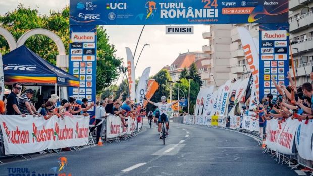 
	Lukáš Kubiš a câştigat prima etapă a Turului României
