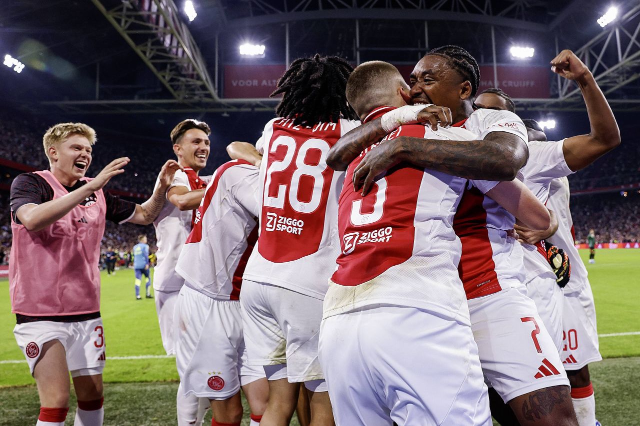 Ajax s-a calificat în play-off-ul Europa League după 34 de lovituri de departajare! Portarul de 40 de ani a apărat 5 și a transformat_8