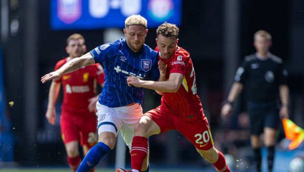 
	Ipswich Town - Liverpool 0-2. &rdquo;Cormoranii&rdquo; n-au avut emoții cu echipa lui Ed Sheeran
