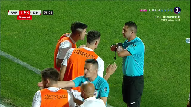 Clipe tensionate în derby-ul Rapid - Dinamo! Cristi Săpunaru, sancționat după ce a sărit la un adversar_35