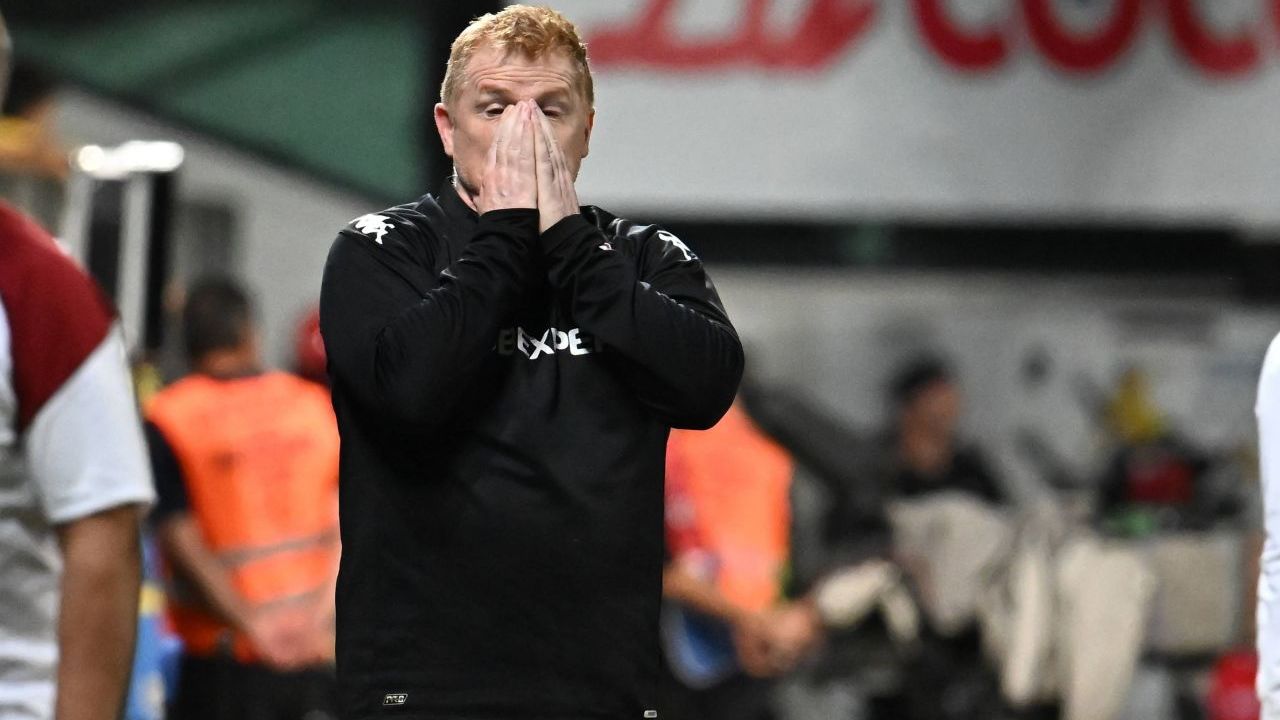 Neil Lennon Marius Sumudica Rapid