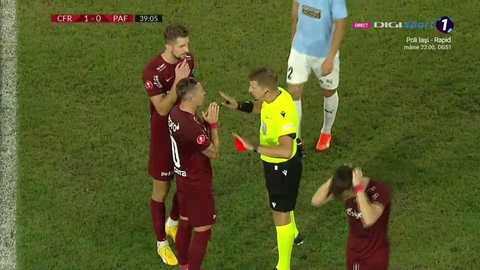 Ce ai făcut, Ciprian? Faultul stupid comis de Deac, în finalul primei reprize din CFR Cluj - Pafos FC_4