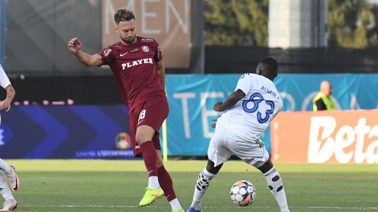 CFR Cluj Dan Petrescu FC Botosani Liviu Cobotariu Superliga