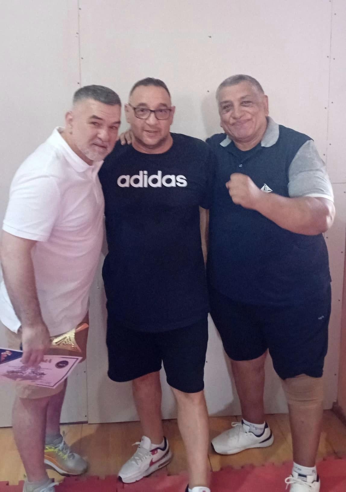 Băieții cu pumni de fier. Cadrele care arată cât de iubit e boxul: Doroftei și alți mari campioni i-au încurajat la "Pionierul" pe juniori la Cupa ACS Spumă Box 2024_40