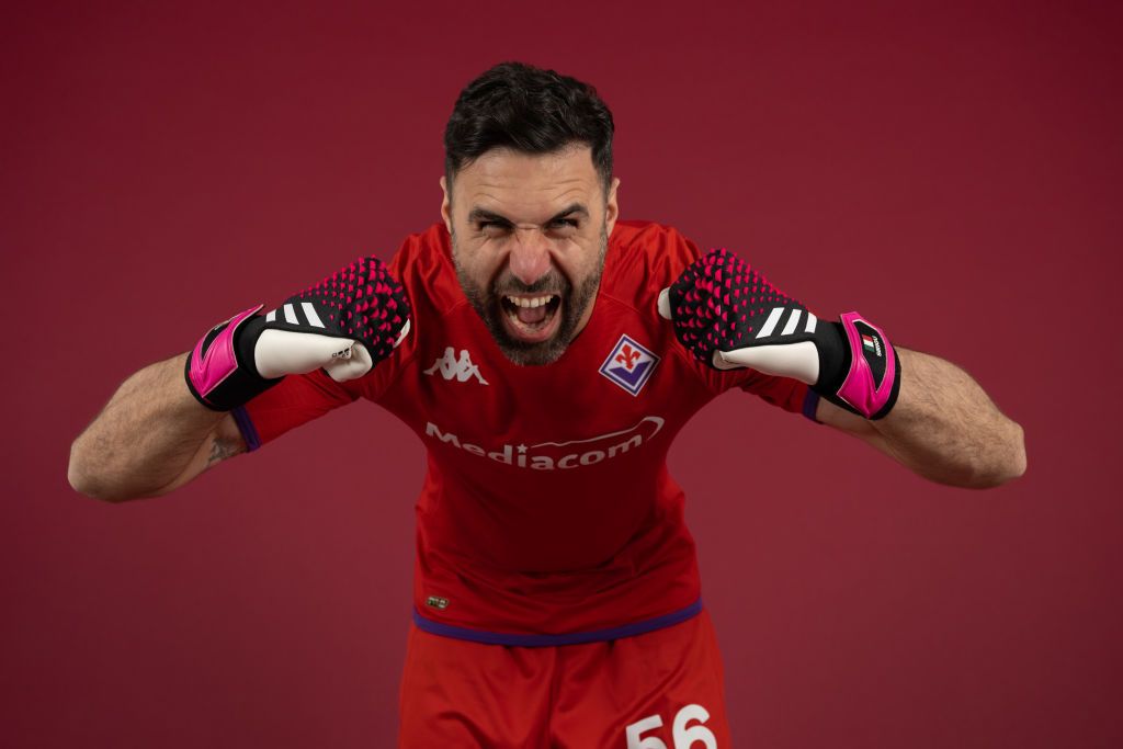 După ce a fost aproape să semneze cu Rapid, Salvatore Sirigu a devenit coleg cu Ionuț Nedelcearu la Palermo_8