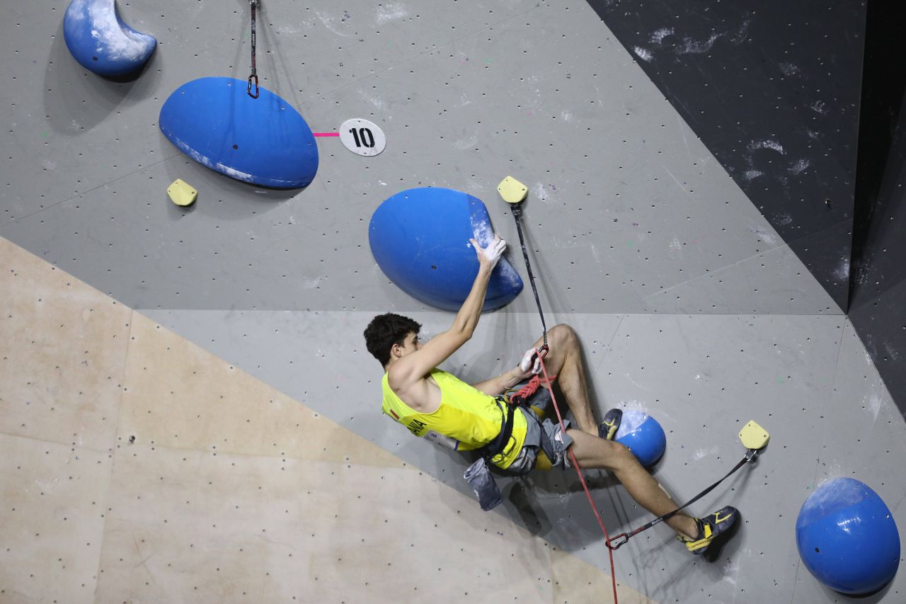 Darius Râpă, vicecampion mondial la escaladă: "Am luptat cot la cot cu trei japonezi / Cea mai grea parte a fost la bucla de sub headwall"_1