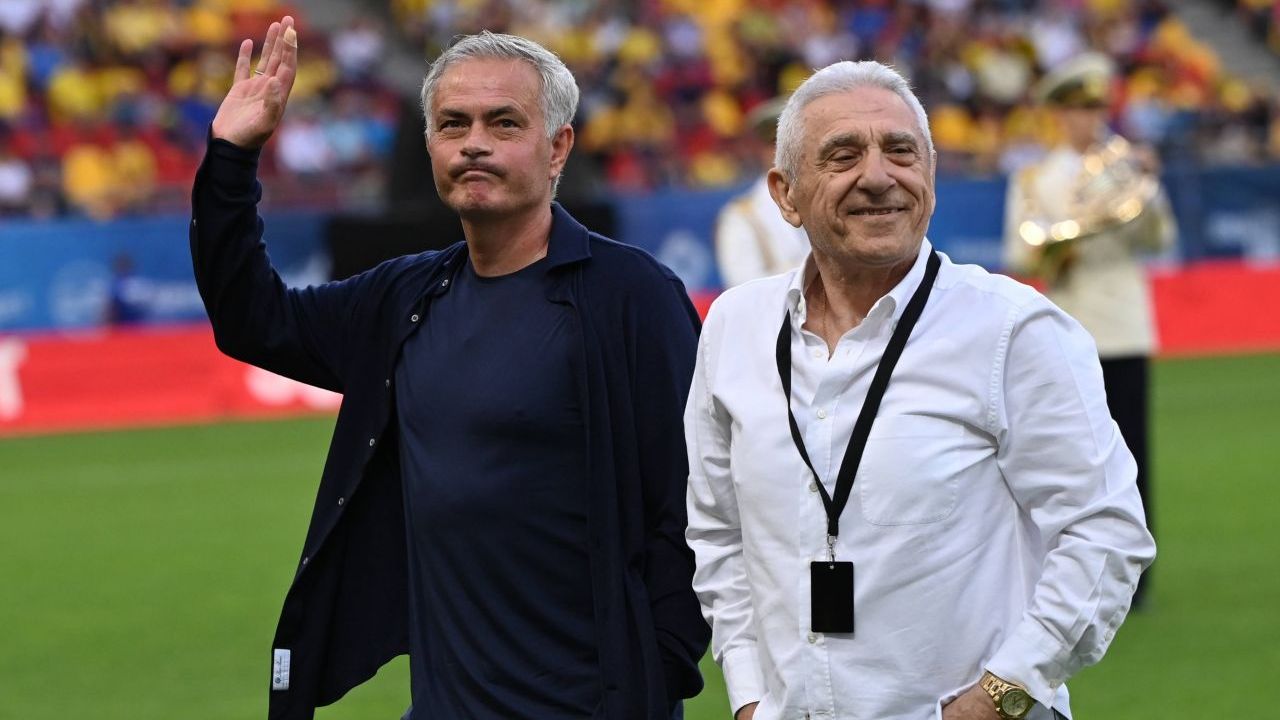 Jose Mourinho Fenerbahce Ianis Hagi ioan becali