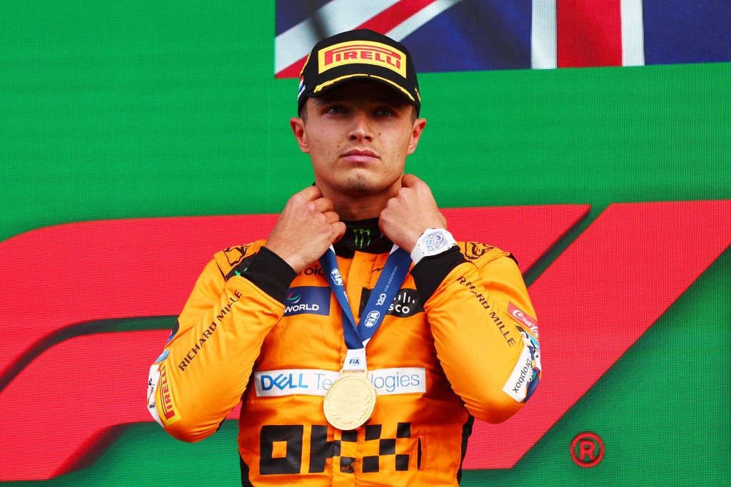 Secretul succesului lui Lando Norris: s-a despărțit de superba sa iubită portugheză!_24