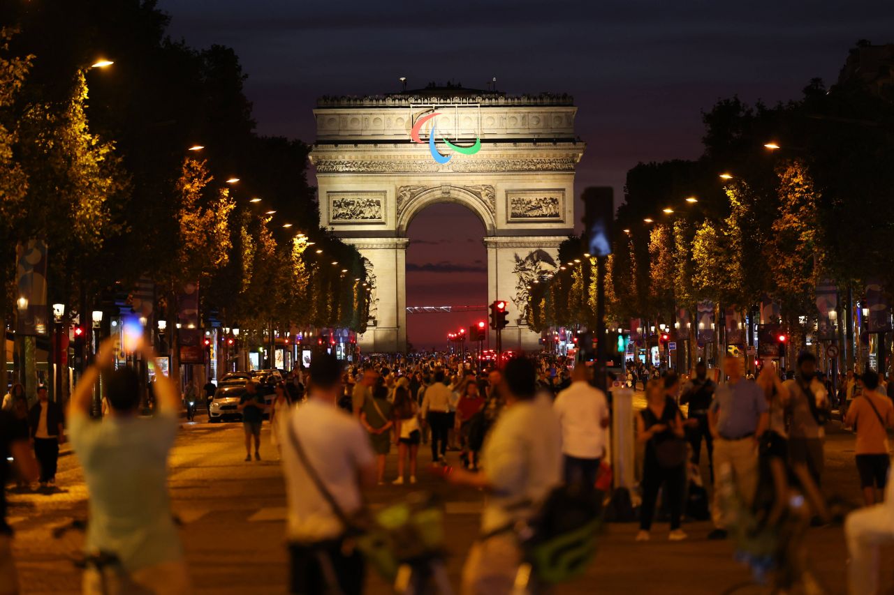 S-a dat startul Jocurilor Paralimpice de la Paris 2024! Ceremonie superbă + cine reprezintă Team Romania_3