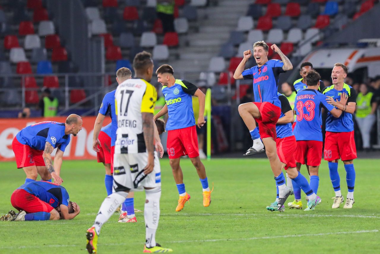 Elias Bucurică! Cum s-au bucurat Charalambous și elevii săi după golul magnific al lui Darius Olaru din 1-0 cu LASK Linz_5