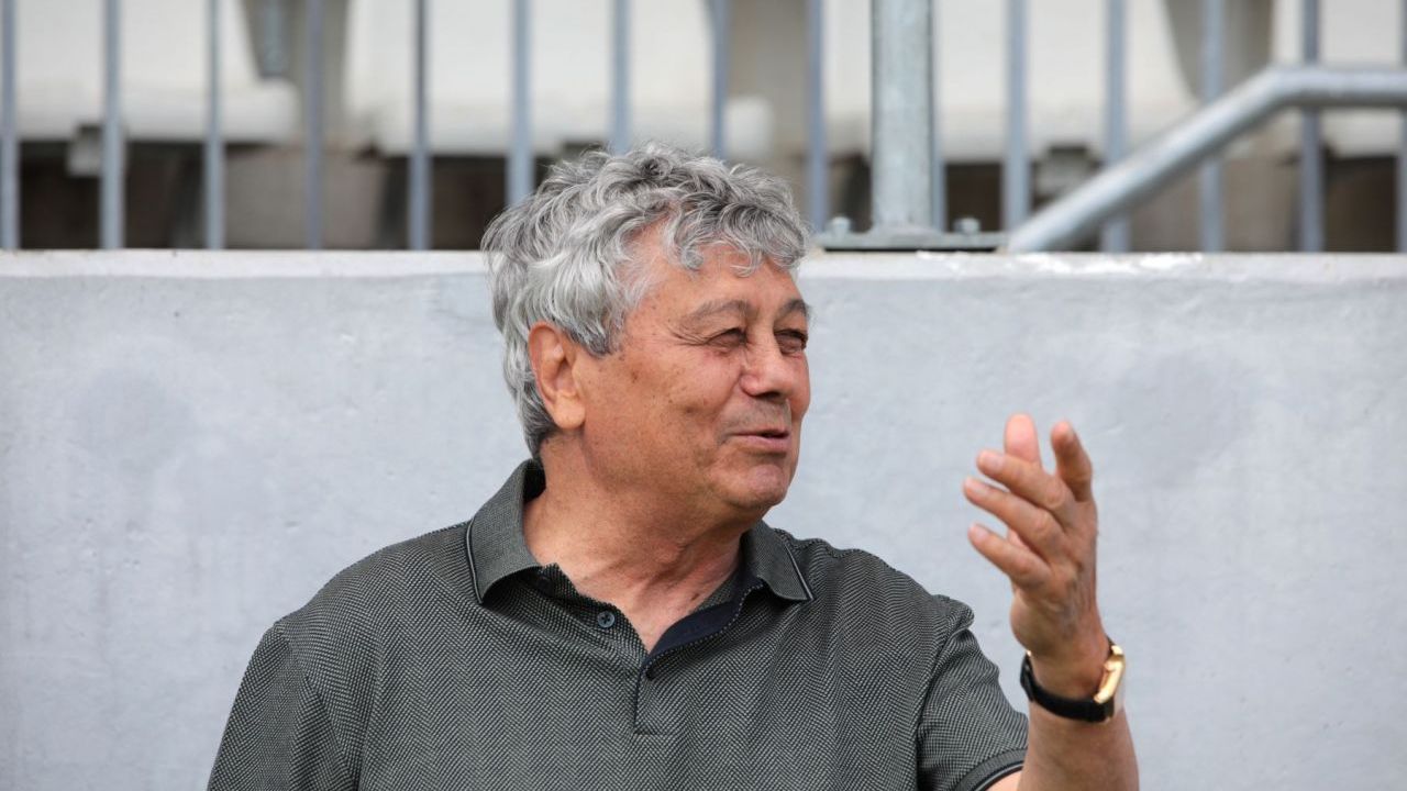 Romania kosovo Mircea Lucescu