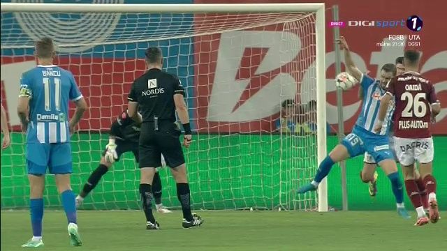 Repriză grea pentru Istvan Kovacs! Un penalty controversat acordat Craiovei și altul anulat Rapidului la VAR_4