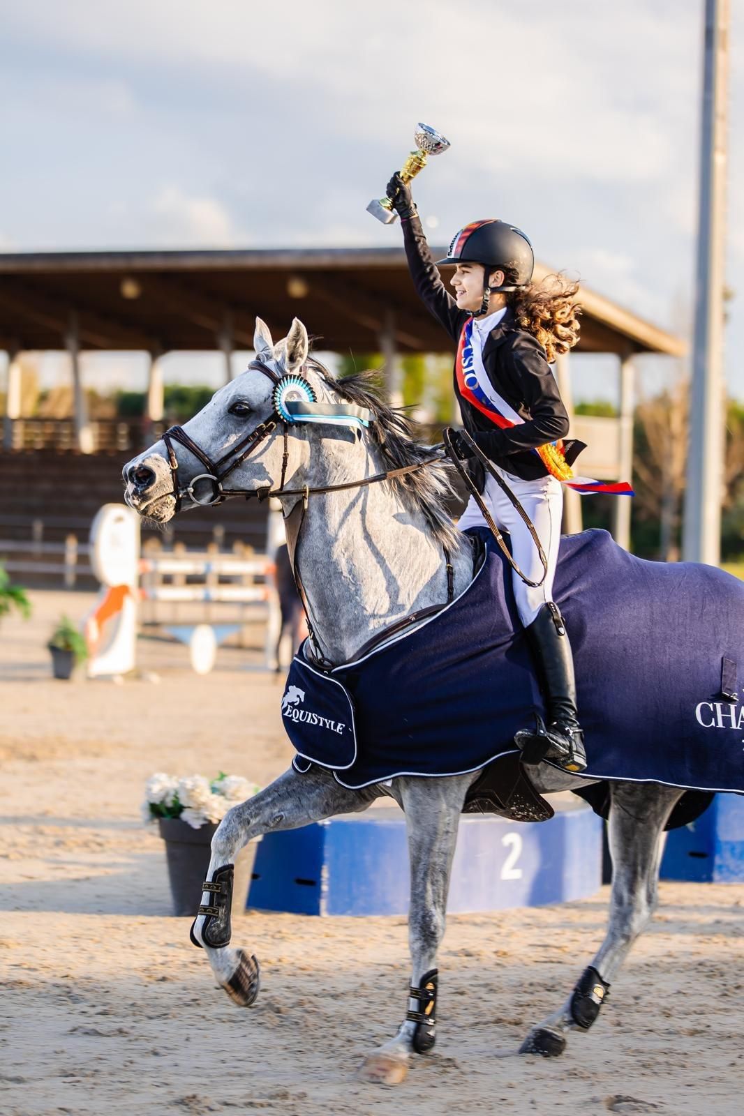 Daria Copos, fiica lui George Copos, e sportivă de performanță. "Am voință, voi putea ajunge la acest vis!"_7