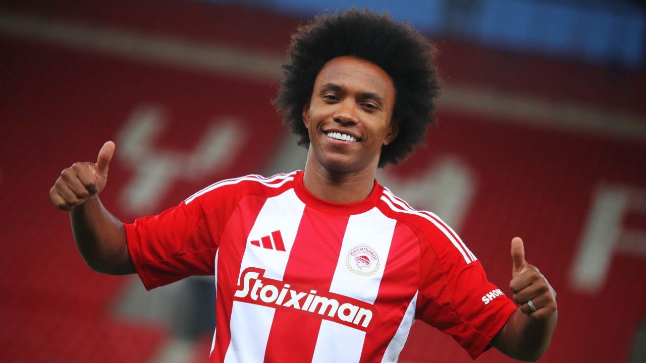 olympiacos FCSB Willian