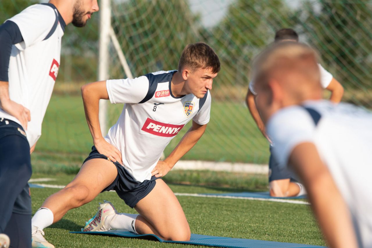 România U21 - Muntenegru U21 1-0. Louis Munteanu aduce victoria, iar trupa lui Pancu e tot mai aproape de calificare_16