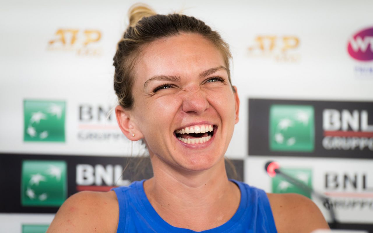 Intenții serioase! Alături de cine a fost văzută Simona Halep, pe terenul de tenis_19