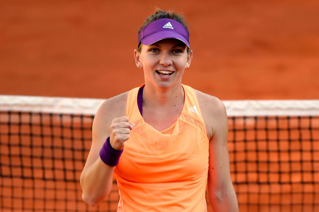 Intenții serioase! Alături de cine a fost văzută Simona Halep, pe terenul de tenis_24