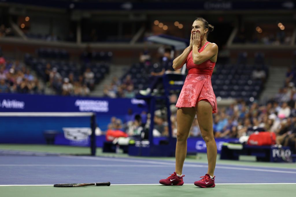 „Lady in Red” Aryna Sabalenka, apariție răvășitoare la ședința foto organizată în cinstea campioanei US Open_30