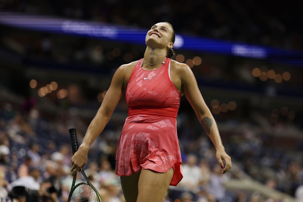 „Lady in Red” Aryna Sabalenka, apariție răvășitoare la ședința foto organizată în cinstea campioanei US Open_31