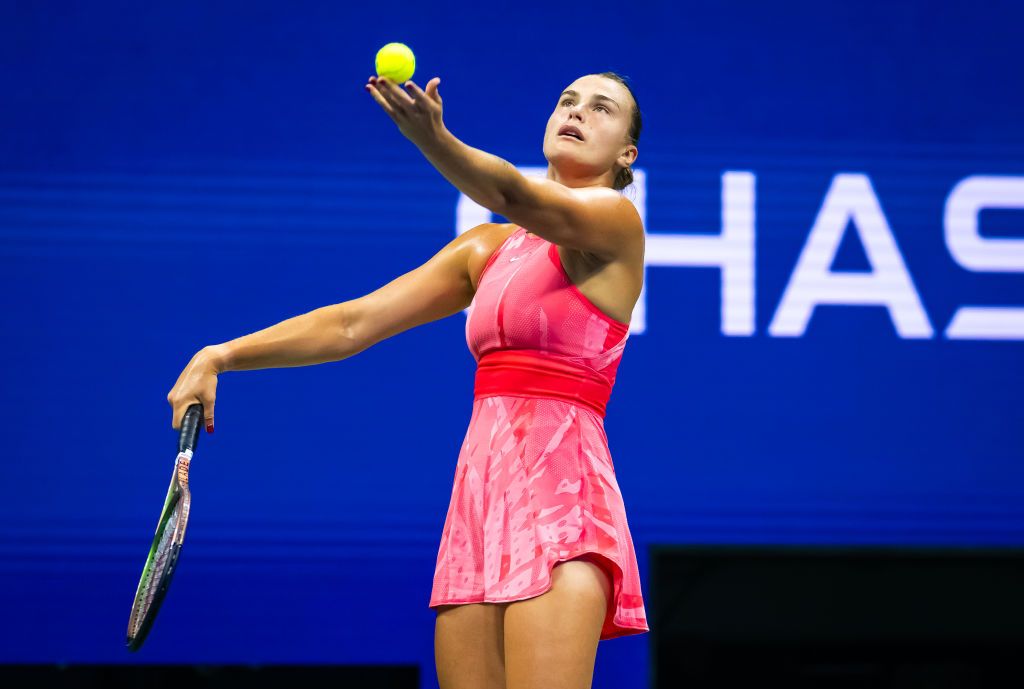 „Lady in Red” Aryna Sabalenka, apariție răvășitoare la ședința foto organizată în cinstea campioanei US Open_35