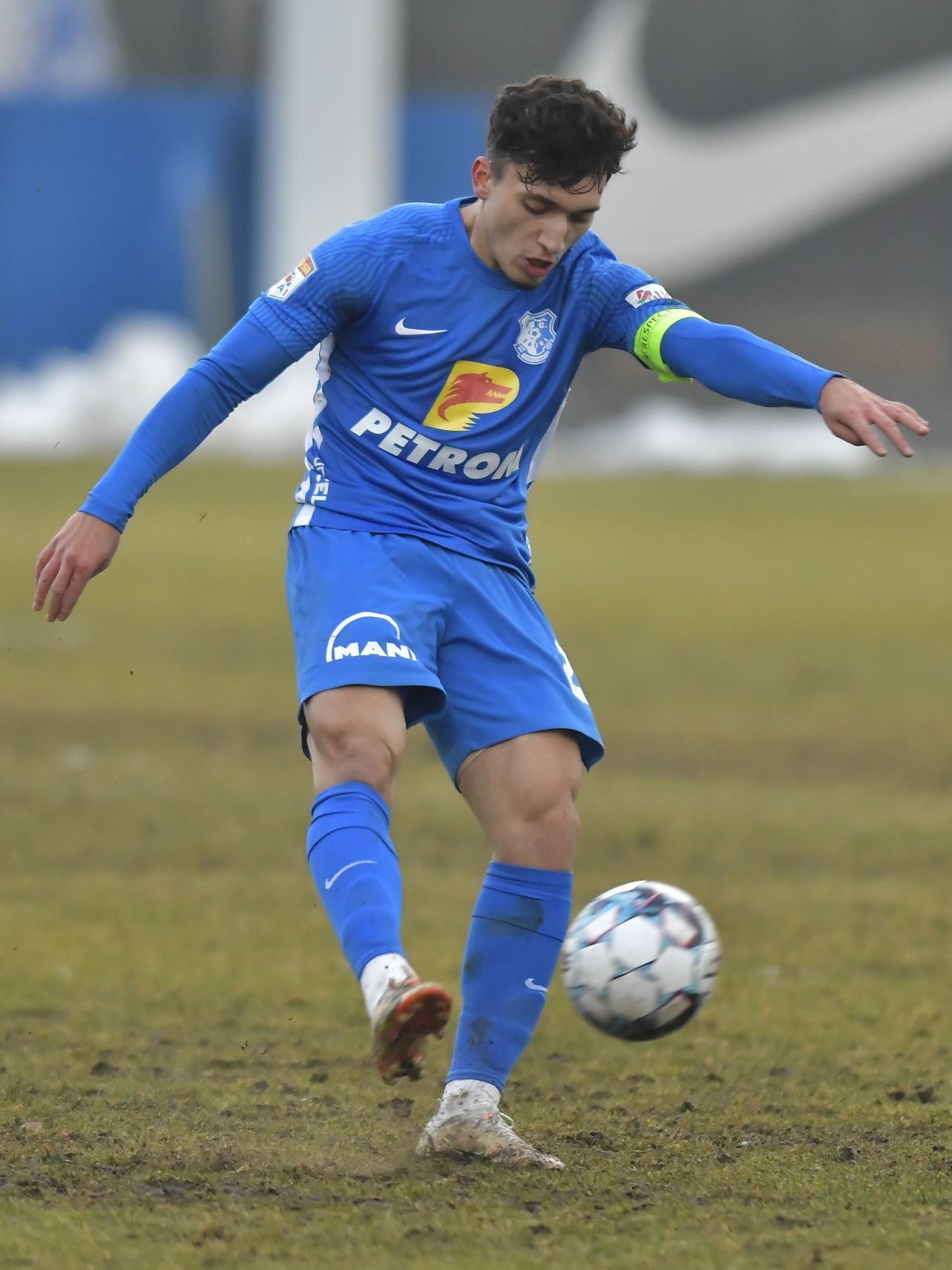 Debut cu gol la Dinamo pentru fotbalistul-minune care la 14 ani dobora recordul lui Nicolae Dobrin și juca la seniorii de la Viitorul Constanța!_27