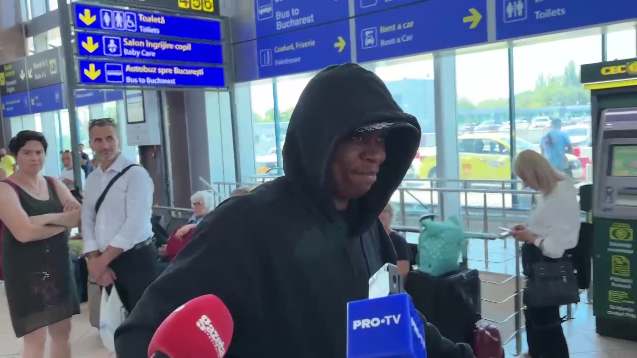 Clinton N'Jie a ajuns la București și semnează cu Rapid! Prima reacție a fostului jucător de la Tottenham și Marseille_8