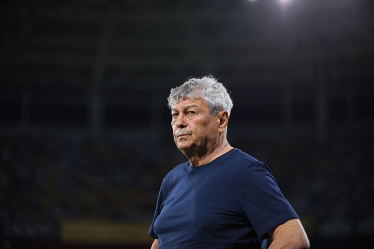 Unicul Mircea Lucescu: ”Nu s-a mai întâmplat vreodată în istoria fotbalului”! Recordul ”senzațional” stabilit de selecționerul României_12