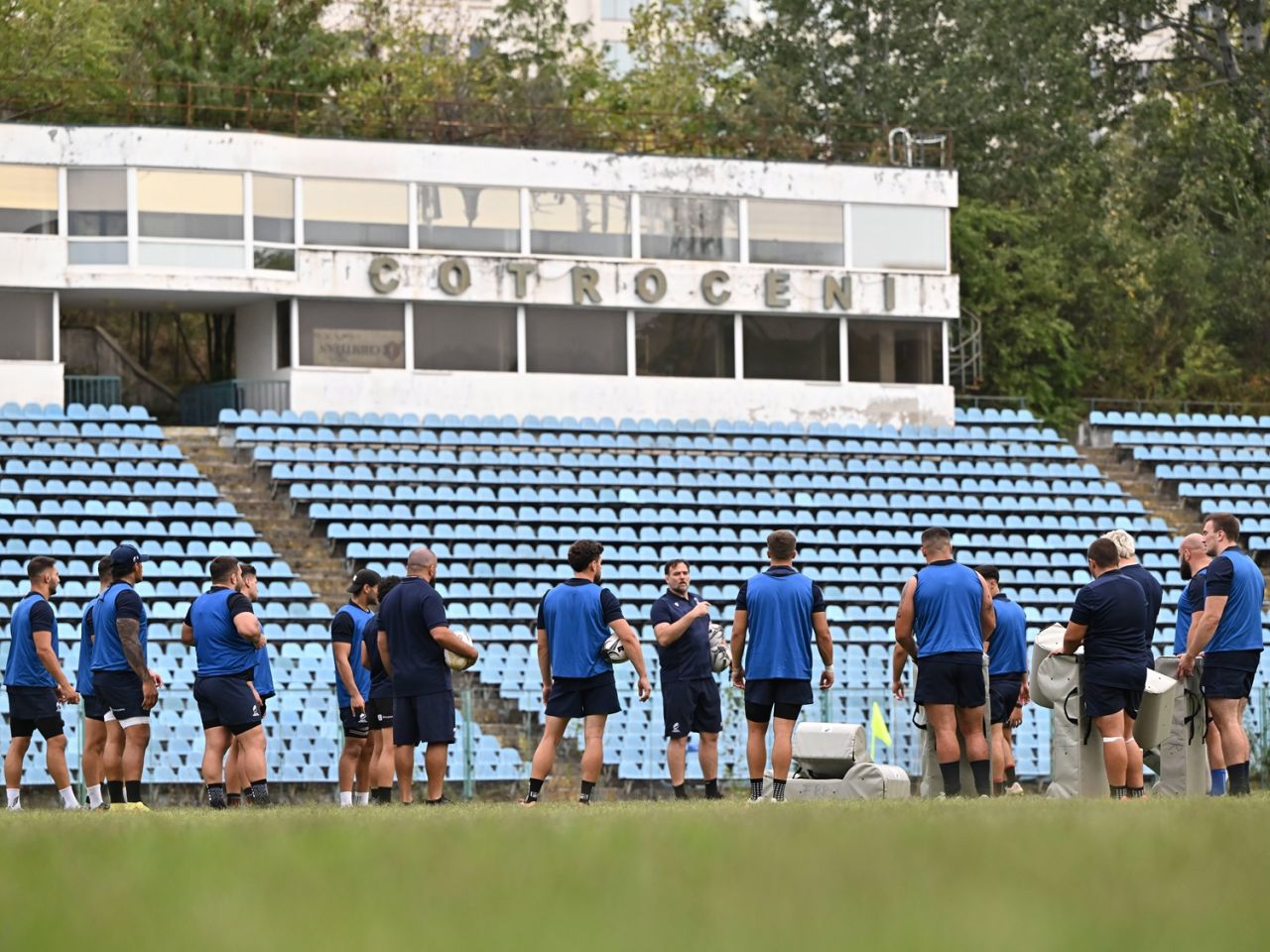 A ”reînviat” stadionul din Cotroceni! Cine s-a antrenat în ”Parcul cu platani” după 12 ani_2