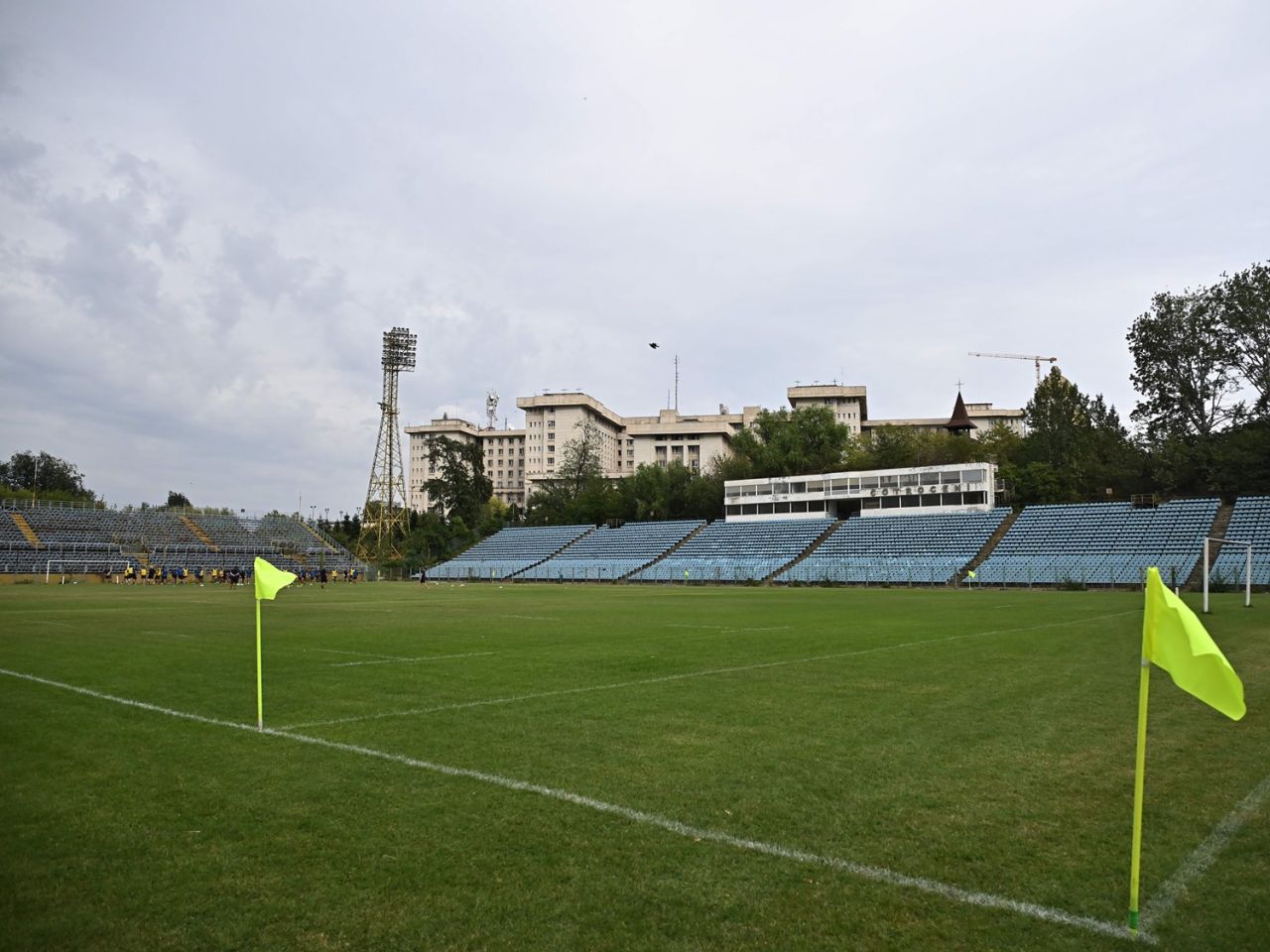 A ”reînviat” stadionul din Cotroceni! Cine s-a antrenat în ”Parcul cu platani” după 12 ani_3