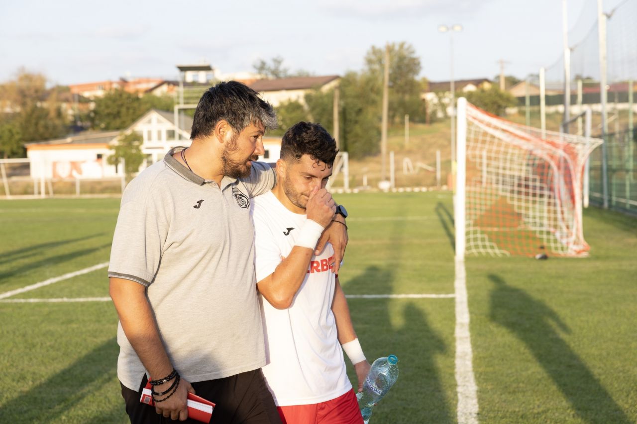 Câți fotbaliști cu meciuri în prima divizie are Florin Bratu la CS Dinamo din Liga 3, echipă cu 21 de jucători Under 21!_20