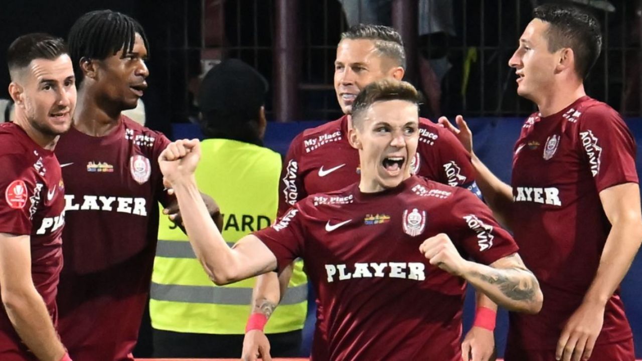 Ilie Dumitrescu CFR Cluj Darius Olaru FCSB louis munteanu