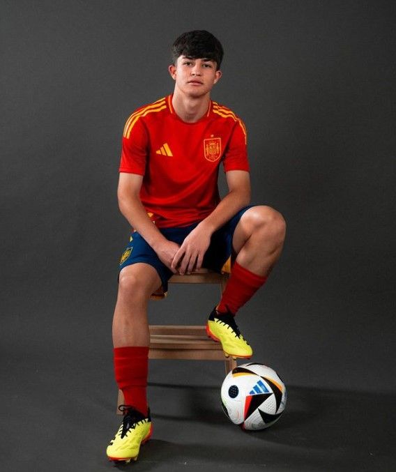 Doi fotbaliști români prezentați de Sport.ro debutează astăzi la naționala Under 16 a Spaniei contra Italiei!_1