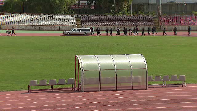 Sicriul lui Gheorghe Mulțescu a străbătut pentru ultima oară stadionul Dinamo! Imagini sfâșietoare_16