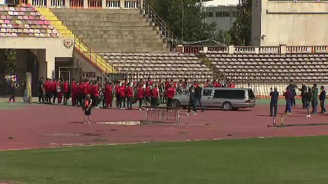 Sicriul lui Gheorghe Mulțescu a străbătut pentru ultima oară stadionul Dinamo! Imagini sfâșietoare_19