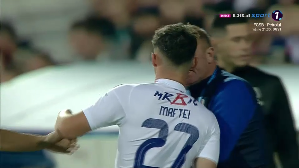 Reacția lui David Maftei, desemnat MVP după ce a fost bruscat de Dorinel Munteanu la Oțelul - Dinamo_7