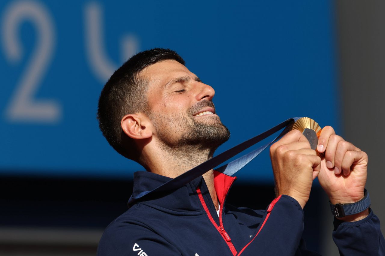 Mai în glumă, mai în serios: Alcaraz, acuzat de finalistul Zverev că ar fi plătit arbitrii în finala Roland Garros 2024_19