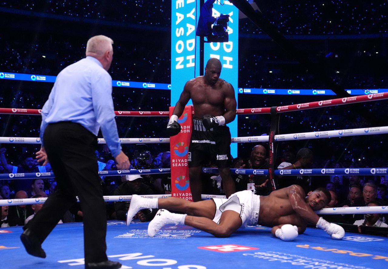 I-a stins lumina! Anthony Joshua, decimat de Daniel Dubois în cinci runde. S-a lăsat cu KO!_11