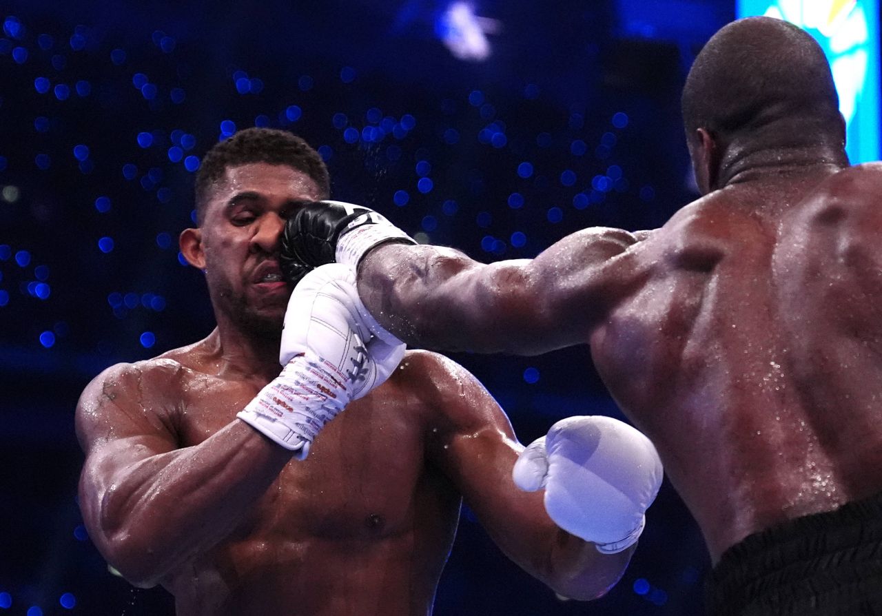 I-a stins lumina! Anthony Joshua, decimat de Daniel Dubois în cinci runde. S-a lăsat cu KO!_15