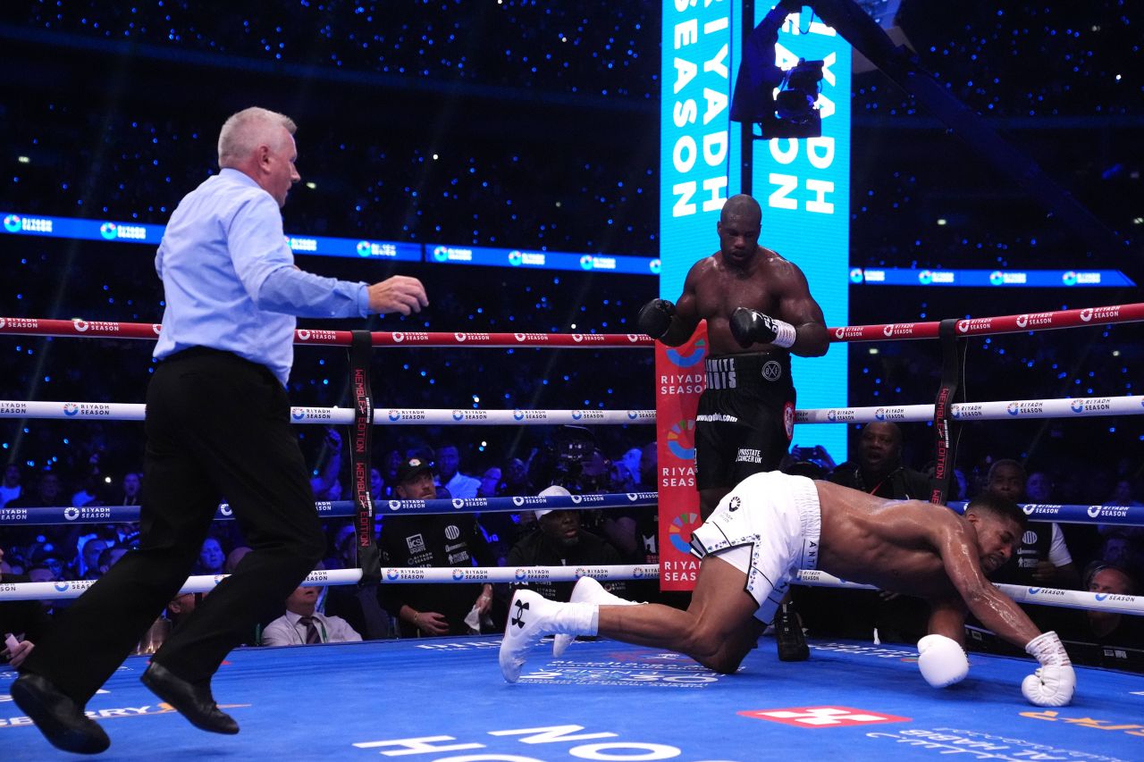 I-a stins lumina! Anthony Joshua, decimat de Daniel Dubois în cinci runde. S-a lăsat cu KO!_4