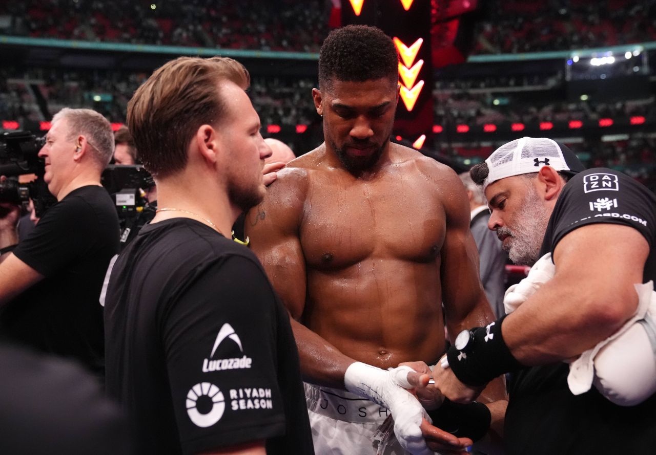 I-a stins lumina! Anthony Joshua, decimat de Daniel Dubois în cinci runde. S-a lăsat cu KO!_9