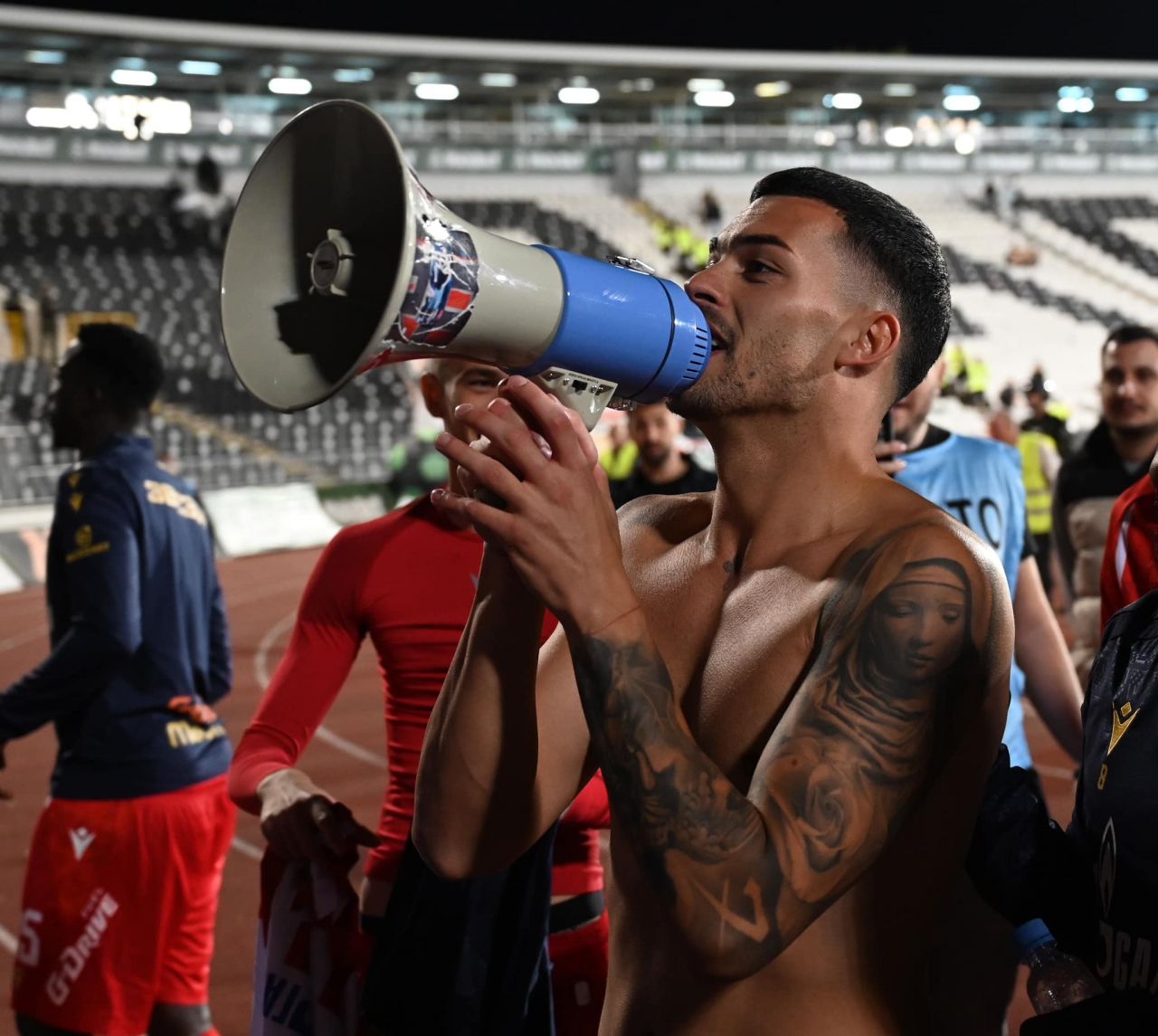 A fost DEZASTRU în Partizan Belgrad - Steaua Roșie Belgrad, ”Večiti Derbi” din Serbia! Perla lui Gică Hagi, maestru de ceremonii_6